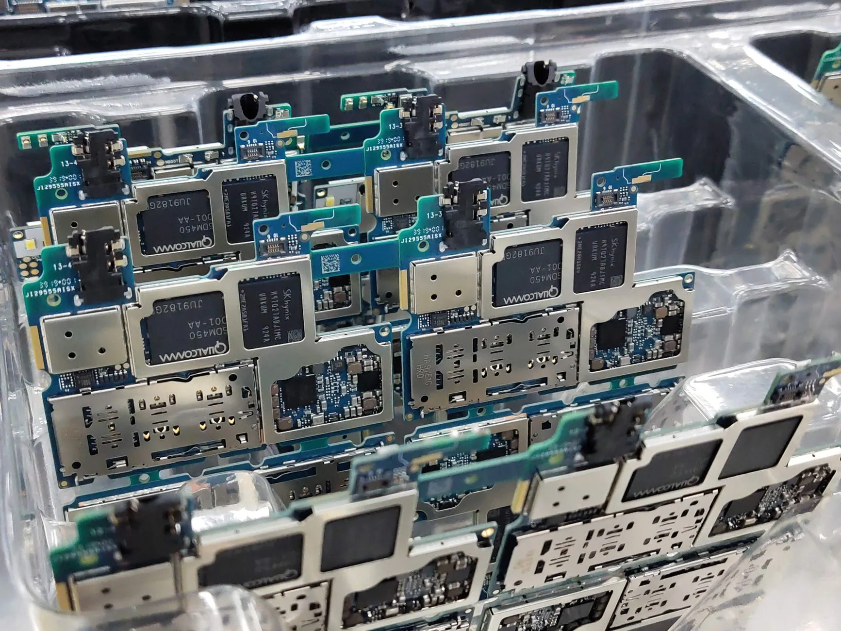Internal components of a smartphone
