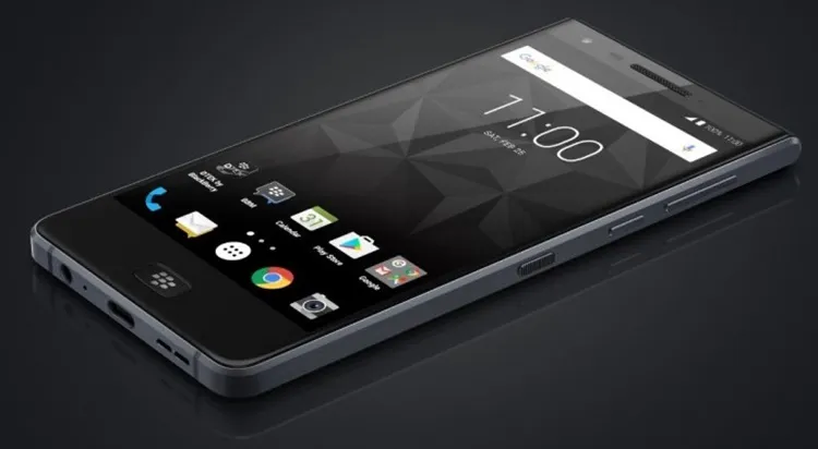 BlackBerry Motion photo 4