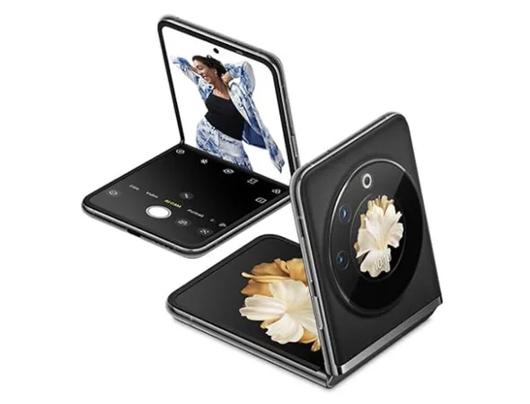 TECNO Phantom V Flip photo 3