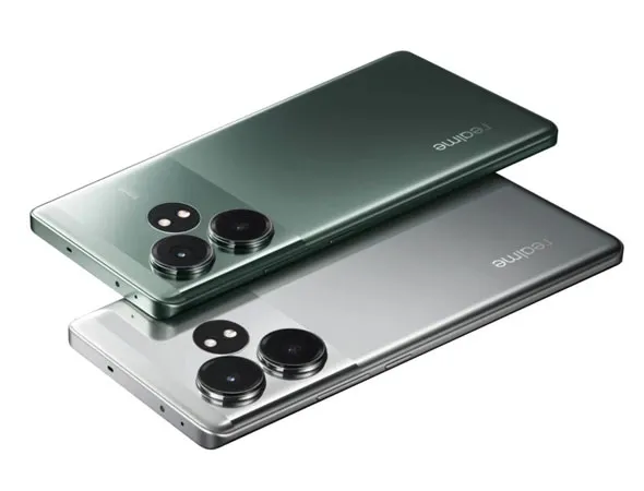 Realme GT 6T photo 2