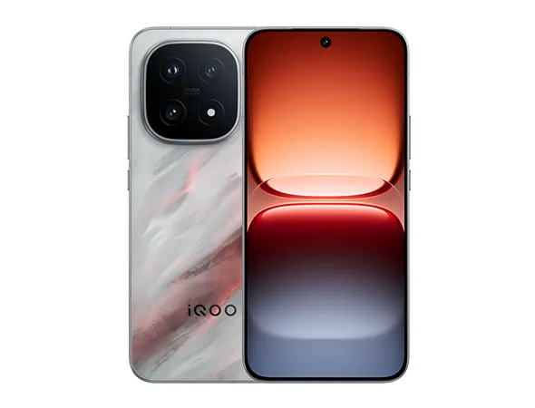 iQOO 15 photo 2
