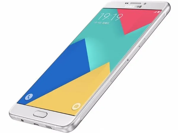 Samsung Galaxy A9 (2016) photo 2