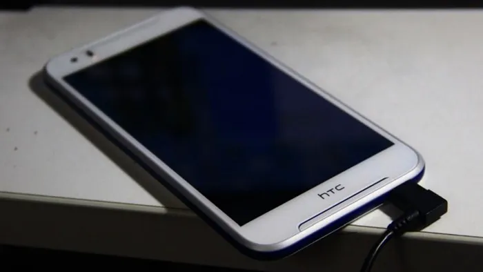 HTC Desire 830 photo 3