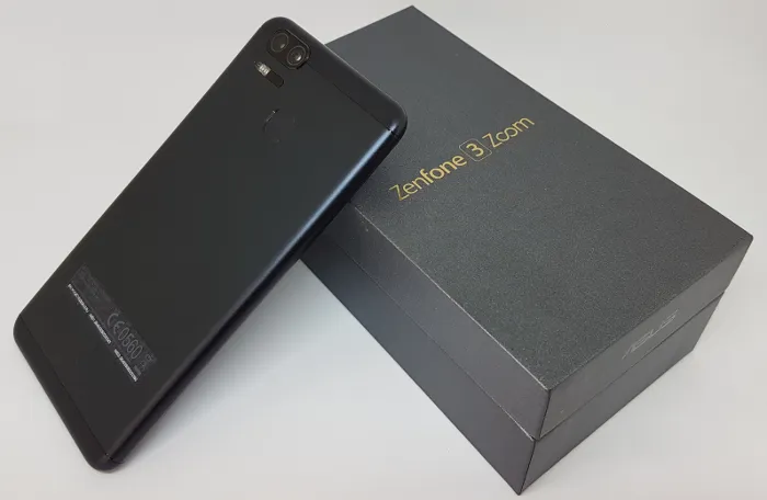 Asus Zenfone 3 photo 4