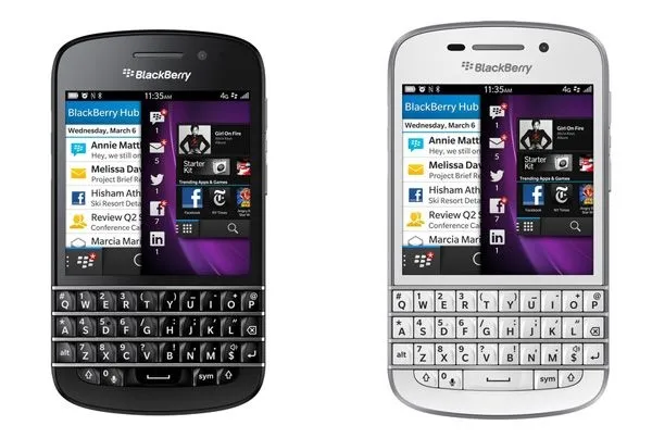BlackBerry Q10 photo 2
